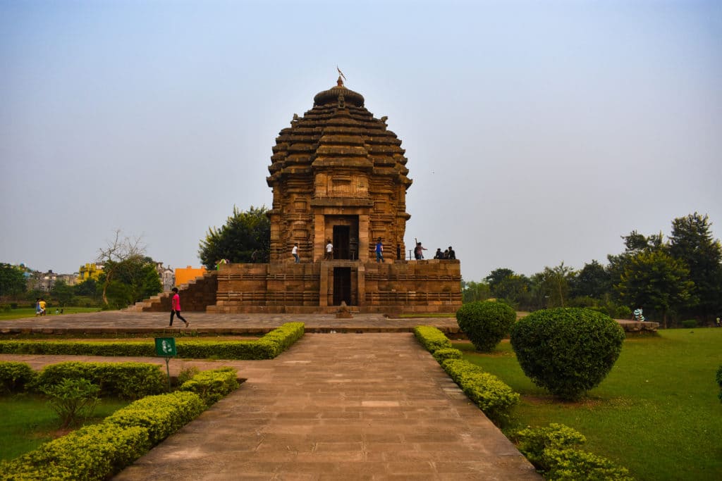 10 best temples in Bhubaneshwar | Temples in Bhubaneshwar city.