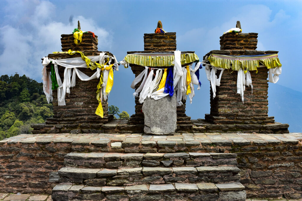 three chortens of rabdentse ruins=best places to visit in pelling