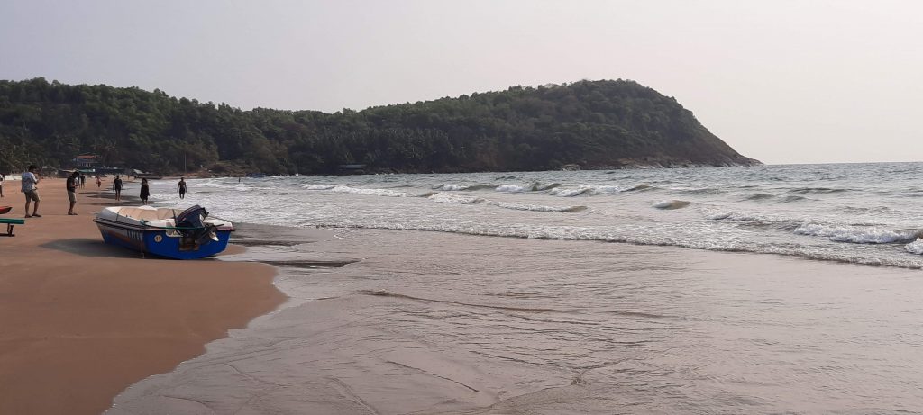 kudle beach ,places to visit in gokarna in 2 days