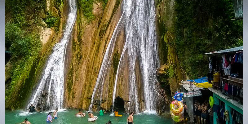 Kempty Falls in what makes mussoorie the queen of hills