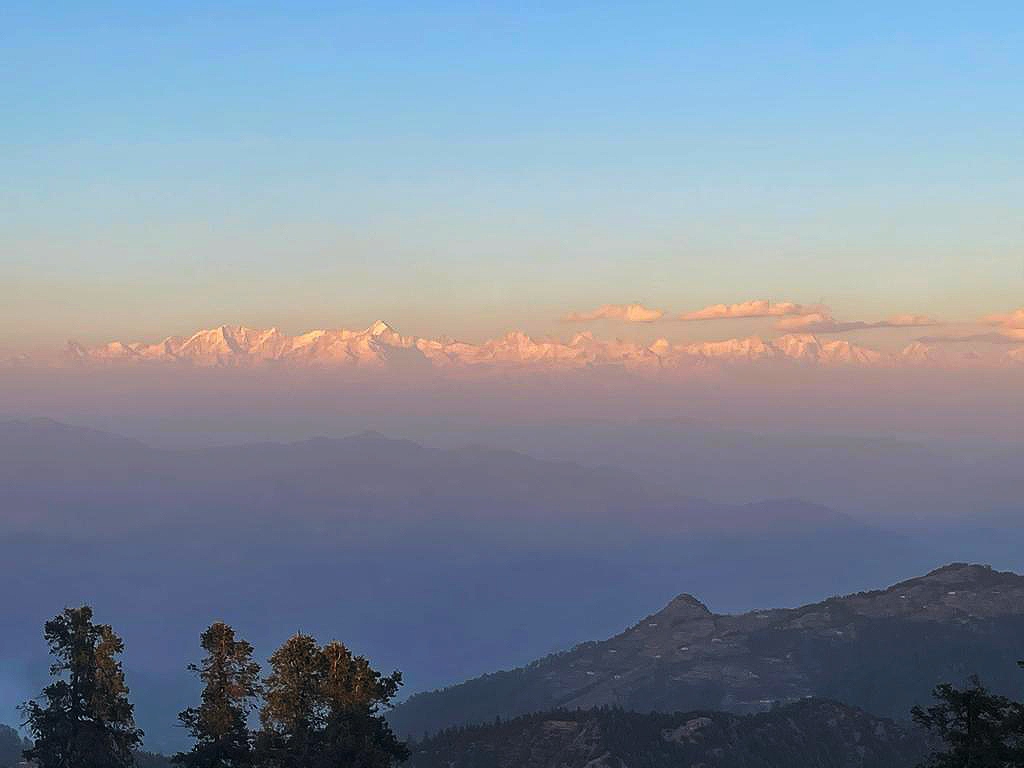 best time to visit dhanaulti